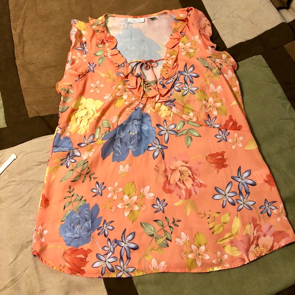 NWOT! NY & CO blouse